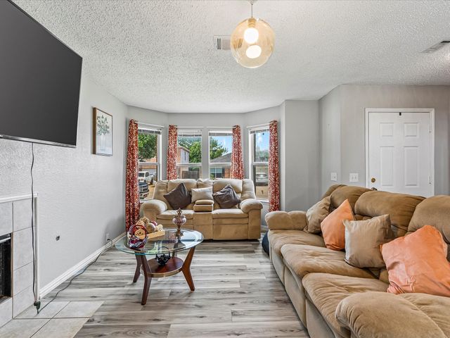 8513 Horse Whisper Lane, Fort Worth, TX 76131