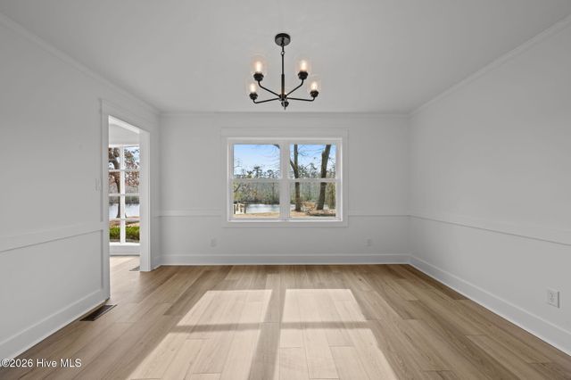 214 Shoreline Drive, New Bern, NC 28562