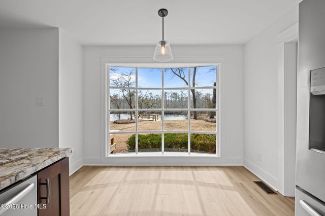 214 Shoreline Drive, New Bern, NC 28562