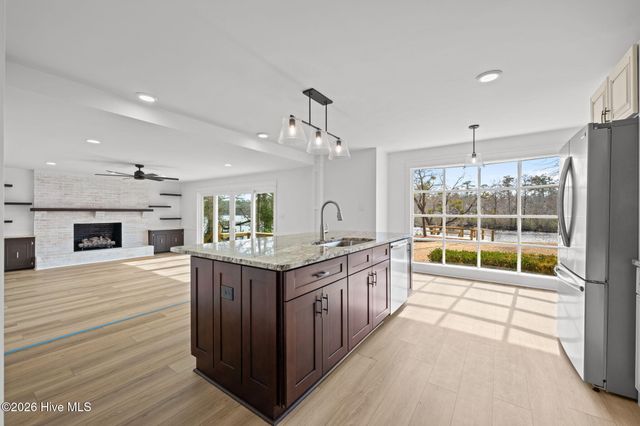 214 Shoreline Drive, New Bern, NC 28562