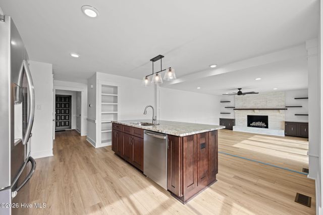 214 Shoreline Drive, New Bern, NC 28562