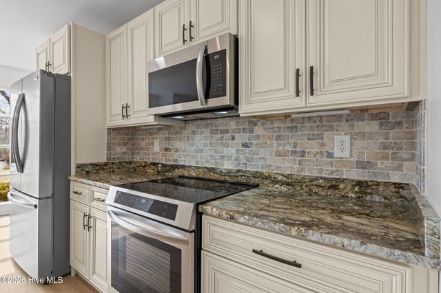 214 Shoreline Drive, New Bern, NC 28562