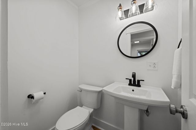 214 Shoreline Drive, New Bern, NC 28562