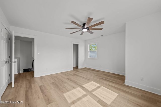 214 Shoreline Drive, New Bern, NC 28562