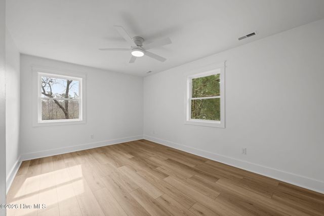 214 Shoreline Drive, New Bern, NC 28562