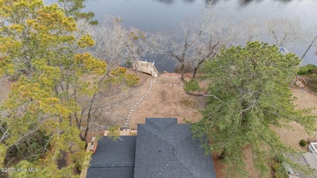 214 Shoreline Drive, New Bern, NC 28562