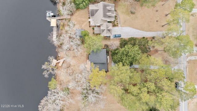 214 Shoreline Drive, New Bern, NC 28562