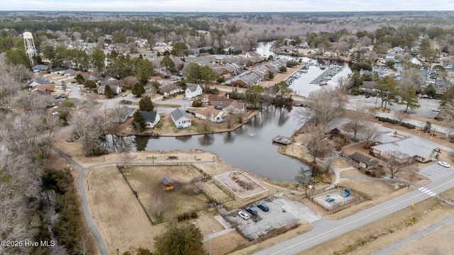 214 Shoreline Drive, New Bern, NC 28562