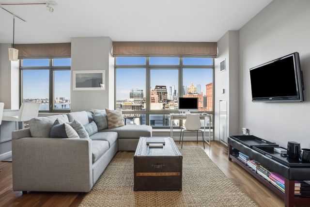 1 MORTON Square 9AE, New York City, NY 10014