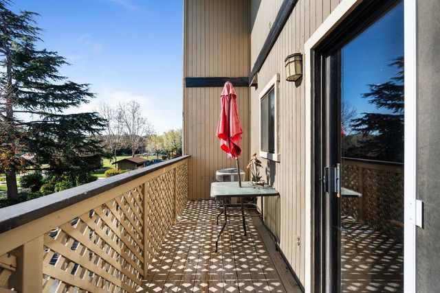 801 Nash Road B10, Hollister, CA 95023