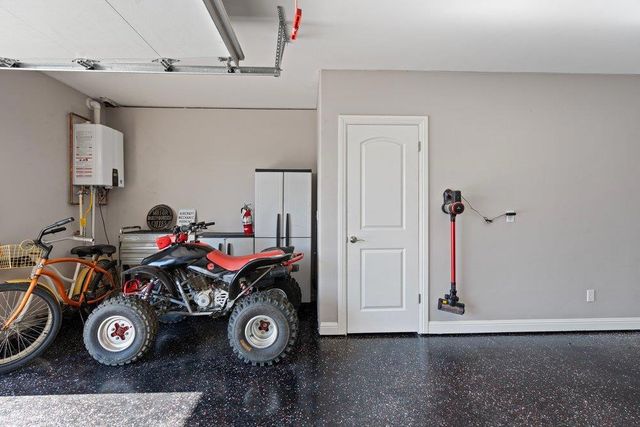 801 Nash Road B10, Hollister, CA 95023