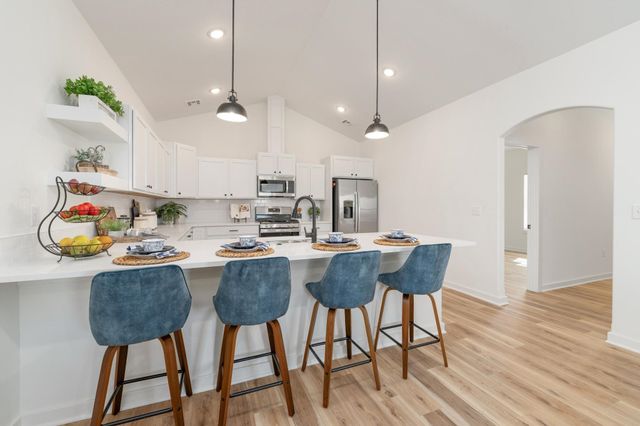 2132 W Elk Ridge Ave, Goddard, KS 67052