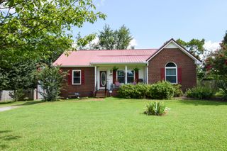 114 April Cir, Portland, TN 37148