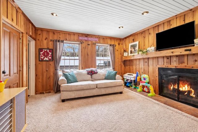 153 Garden Street, La Porte, IN 46350