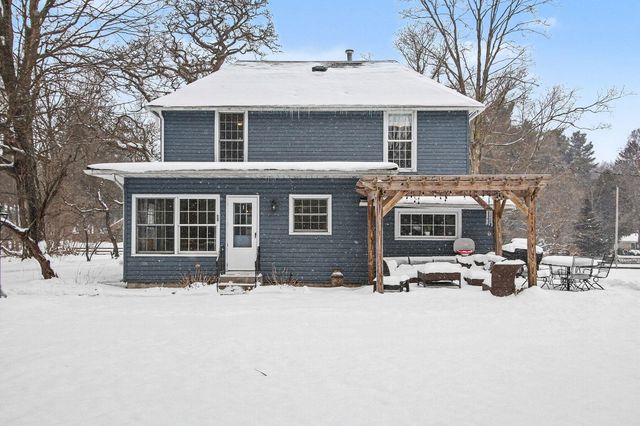 153 Garden Street, La Porte, IN 46350