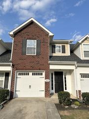 202 Latimer Dr, Smyrna, TN 37167