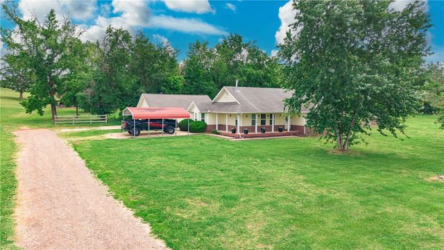 130 Brown Road, Cave Springs, AR 72718