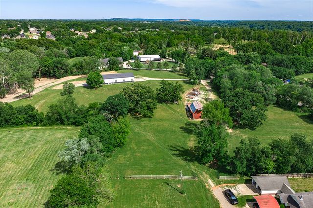 130 Brown Road, Cave Springs, AR 72718