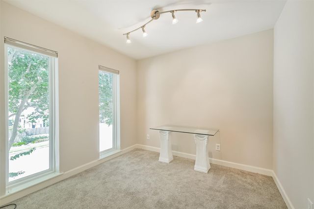 1300 Augusta Drive 24, Houston, TX 77057