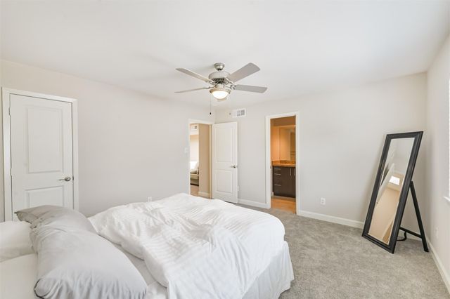 1300 Augusta Drive 24, Houston, TX 77057