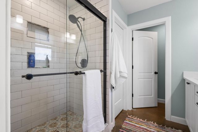 5828 County Road 1093, Celeste, TX 75423