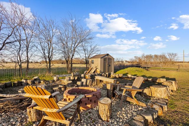 5828 County Road 1093, Celeste, TX 75423