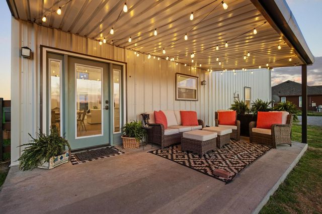 5828 County Road 1093, Celeste, TX 75423