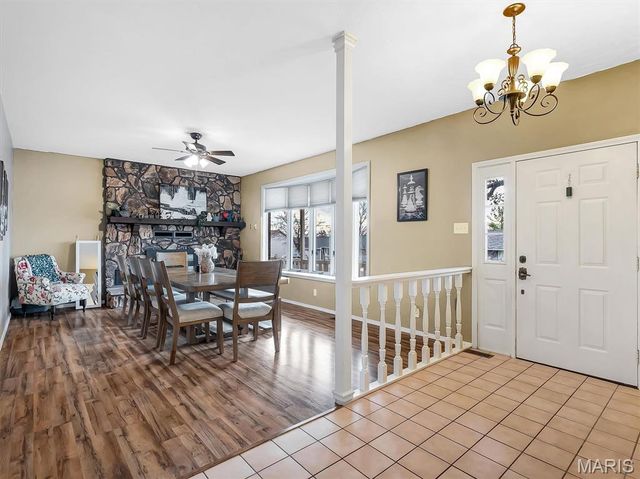 44 Oxford Drive, Washington, MO 63090