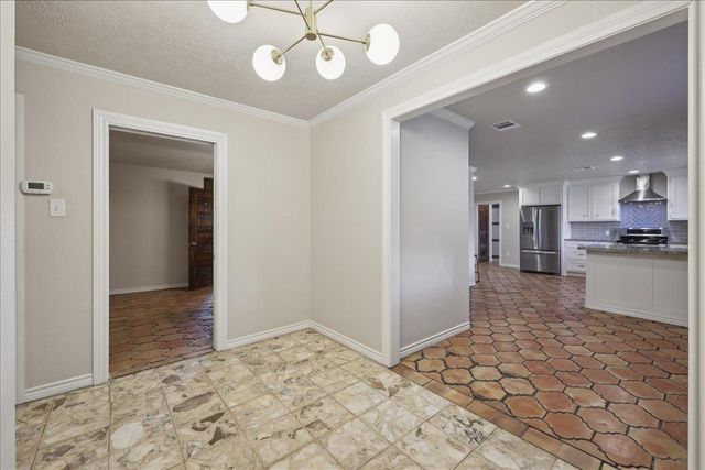 775 Belvedere Dr, Beaumont, TX 77706