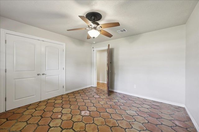 775 Belvedere Dr, Beaumont, TX 77706