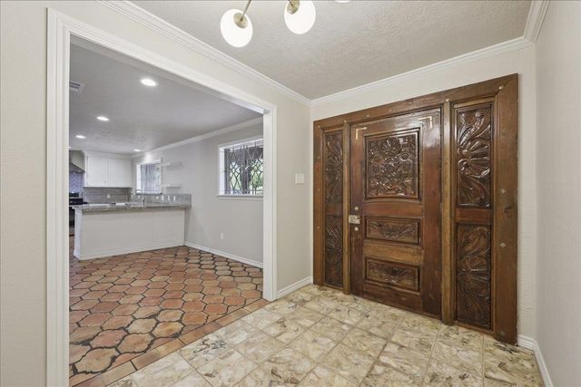 775 Belvedere Dr, Beaumont, TX 77706