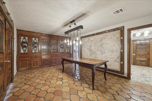 775 Belvedere Dr, Beaumont, TX 77706