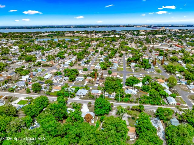 329 Pineda Street, Cocoa, FL 32922