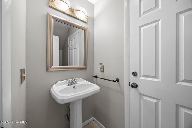 2554 Doc Loftin Road, Ayden, NC 28513