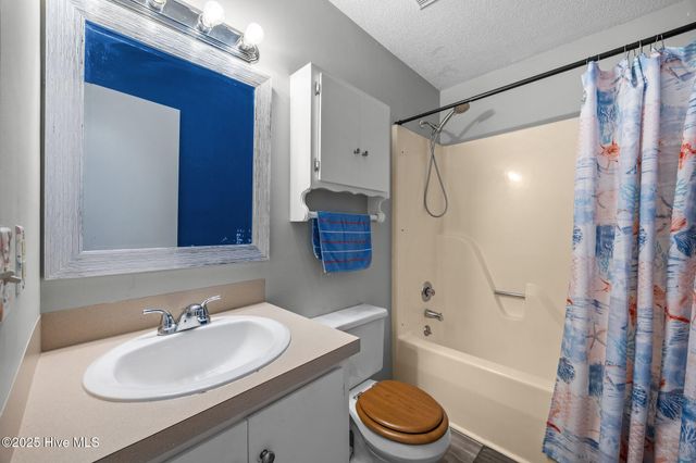 2554 Doc Loftin Road, Ayden, NC 28513