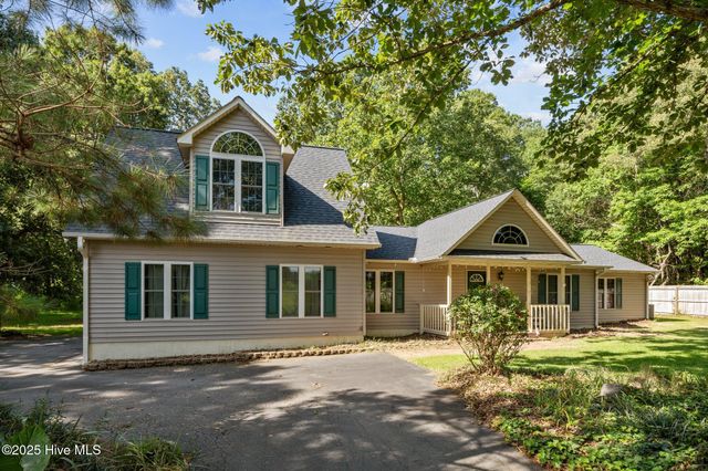 2554 Doc Loftin Road, Ayden, NC 28513