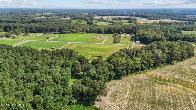 2554 Doc Loftin Road, Ayden, NC 28513