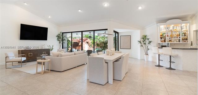 2900 NW 25th Way, Boca Raton, FL 33434