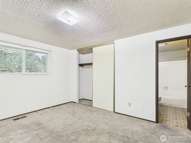 8911 14th Place SE, Lake Stevens, WA 98258