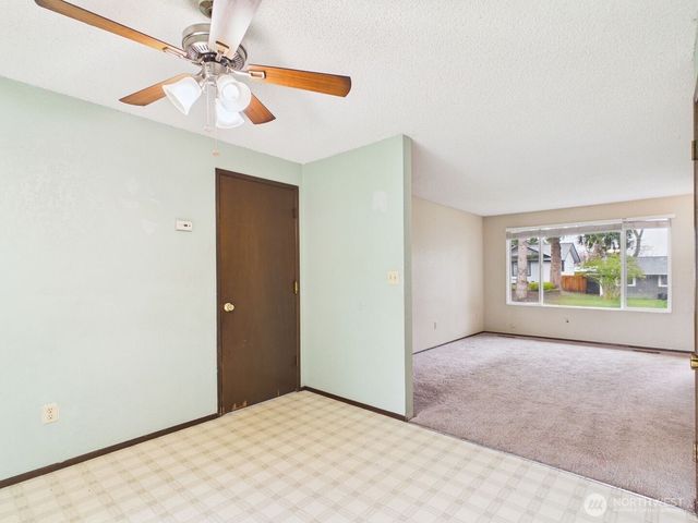 8911 14th Place SE, Lake Stevens, WA 98258