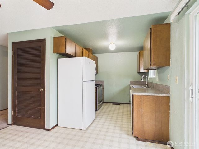 8911 14th Place SE, Lake Stevens, WA 98258