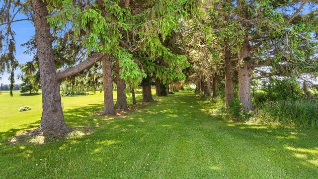 W6231 County Road K, Arlington, WI 53911