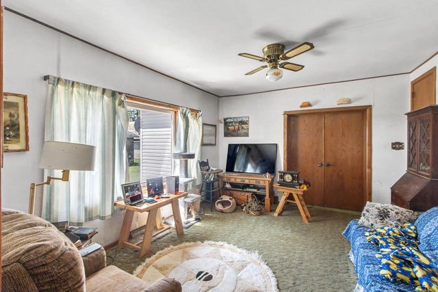 W6231 County Road K, Arlington, WI 53911