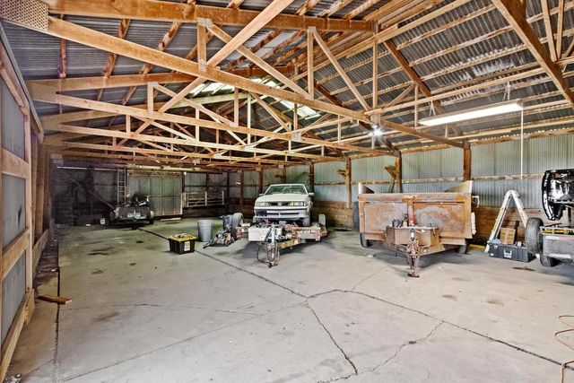 W6231 County Road K, Arlington, WI 53911