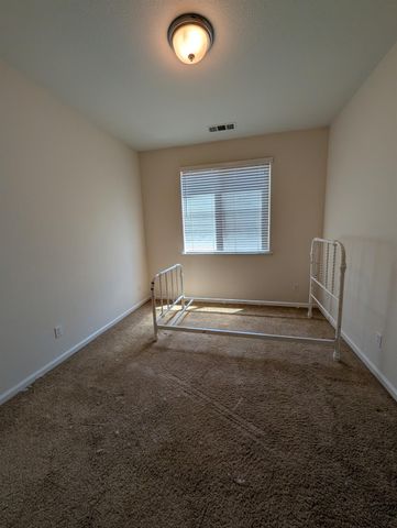 645 E Sierra Avenue, Reedley, CA 93654