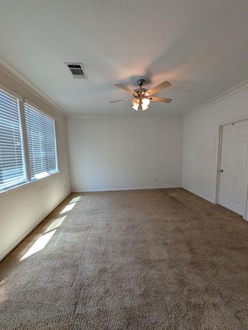 645 E Sierra Avenue, Reedley, CA 93654