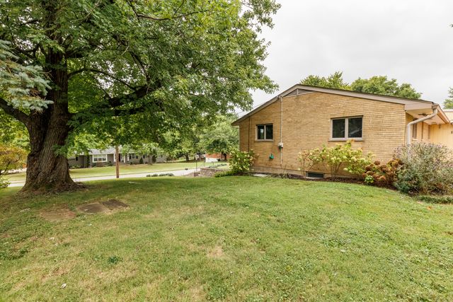 752 Rogers Road, Villa Hills, KY 41017