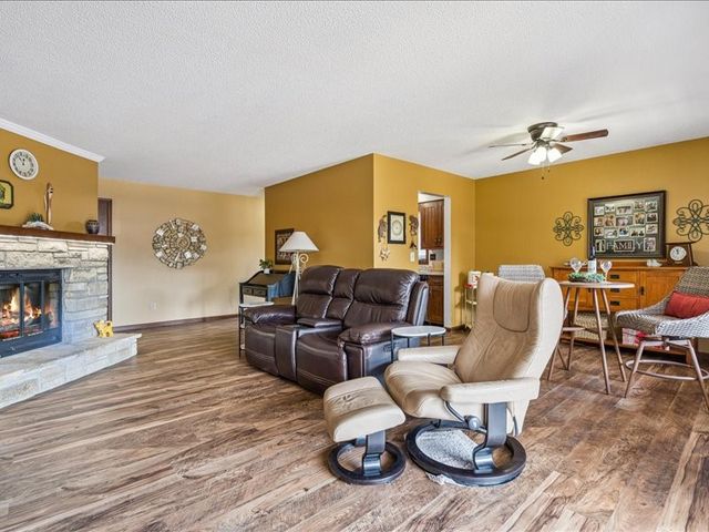 1724 Pikes Peak Court NE, Cedar Rapids, IA 52402