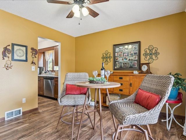 1724 Pikes Peak Court NE, Cedar Rapids, IA 52402