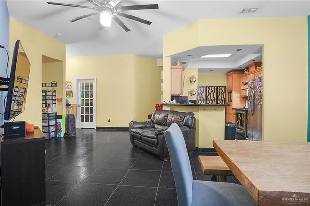 2416 S Hibiscus Street, Pharr, TX 78577